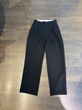 Aritzia Effortless Pants